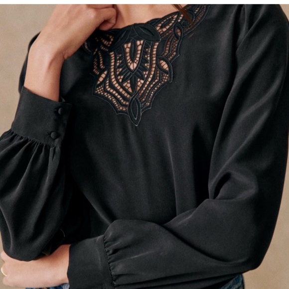 Tops - SÉZANE Carlotta Blouse in Black